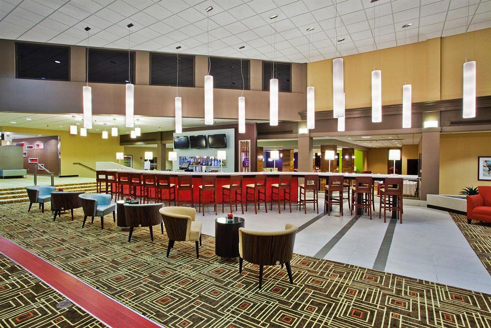 Doubletree By Hilton Atlanta Perimeter Dunwoody Hotel Restaurant photo
