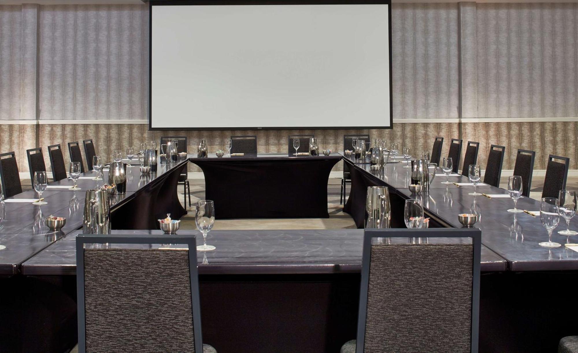 Doubletree By Hilton Atlanta Perimeter Dunwoody Hotel Exterior photo