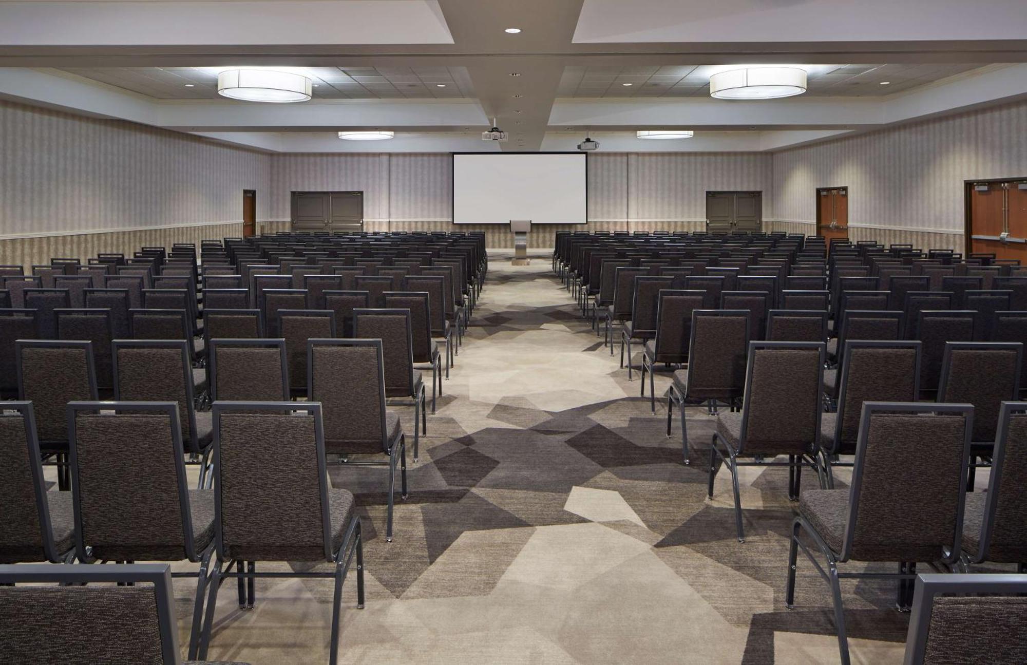 Doubletree By Hilton Atlanta Perimeter Dunwoody Hotel Exterior photo