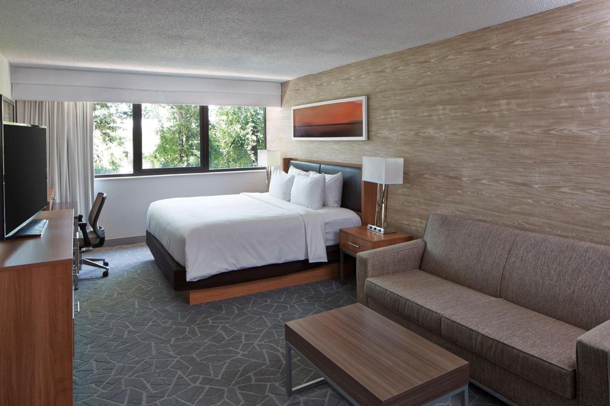 Doubletree By Hilton Atlanta Perimeter Dunwoody Hotel Exterior photo