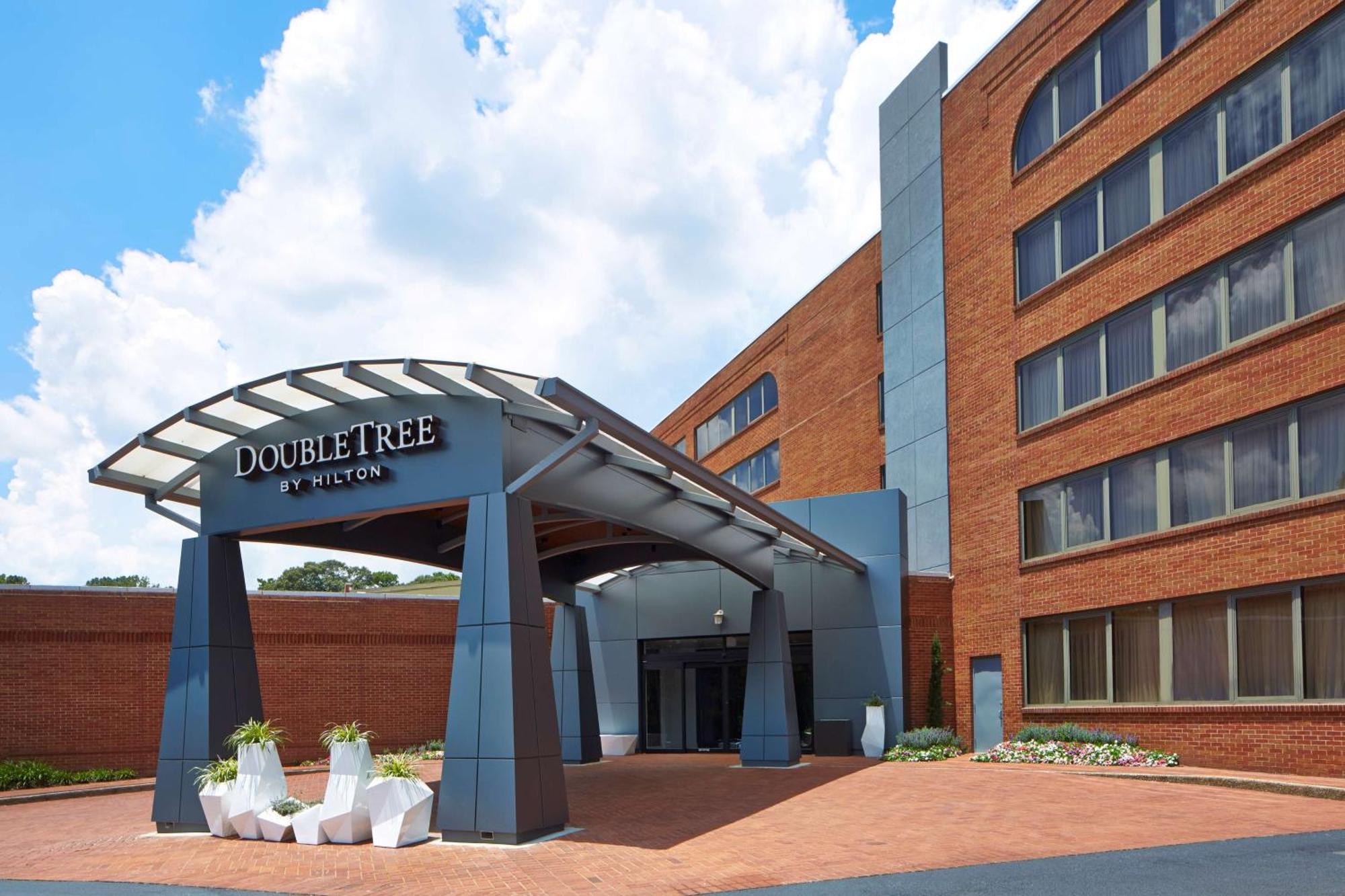Doubletree By Hilton Atlanta Perimeter Dunwoody Hotel Exterior photo
