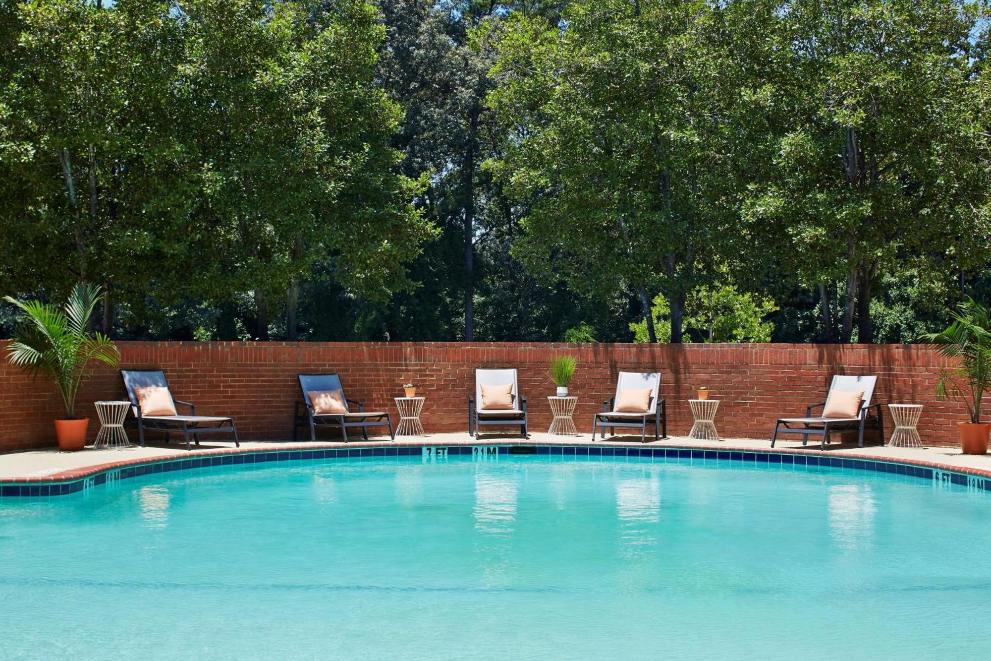 Doubletree By Hilton Atlanta Perimeter Dunwoody Hotel Exterior photo
