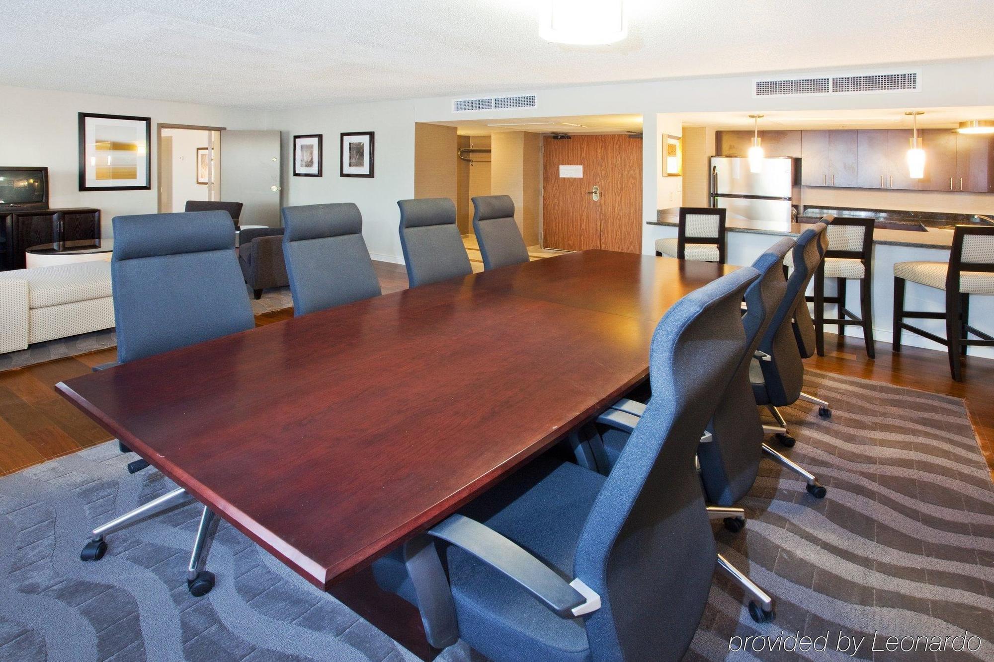Doubletree By Hilton Atlanta Perimeter Dunwoody Hotel Facilities photo