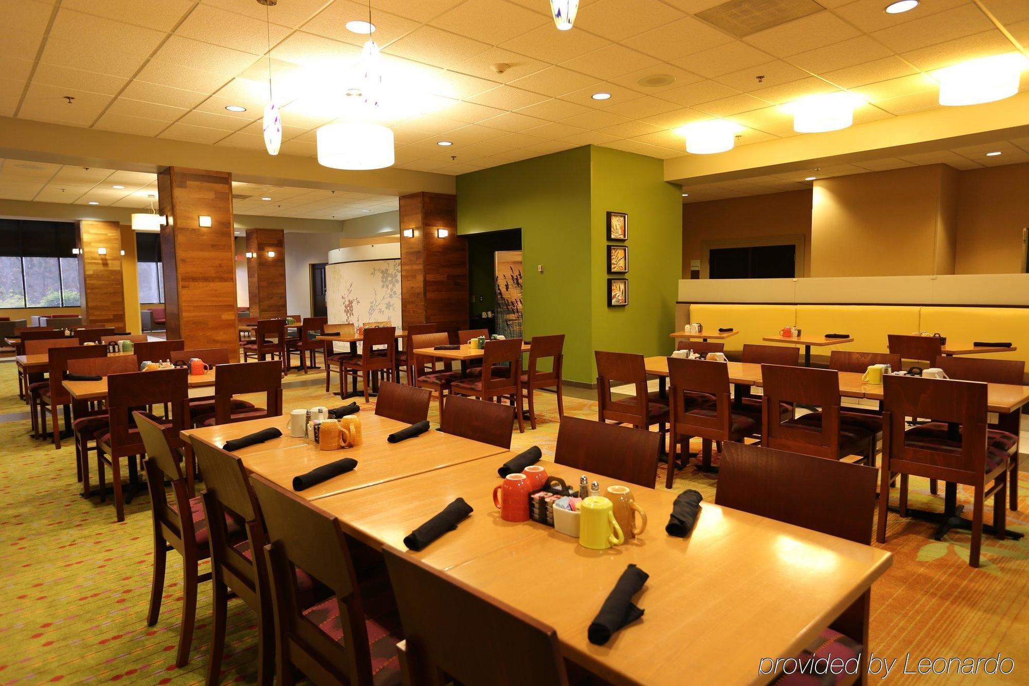 Doubletree By Hilton Atlanta Perimeter Dunwoody Hotel Exterior photo